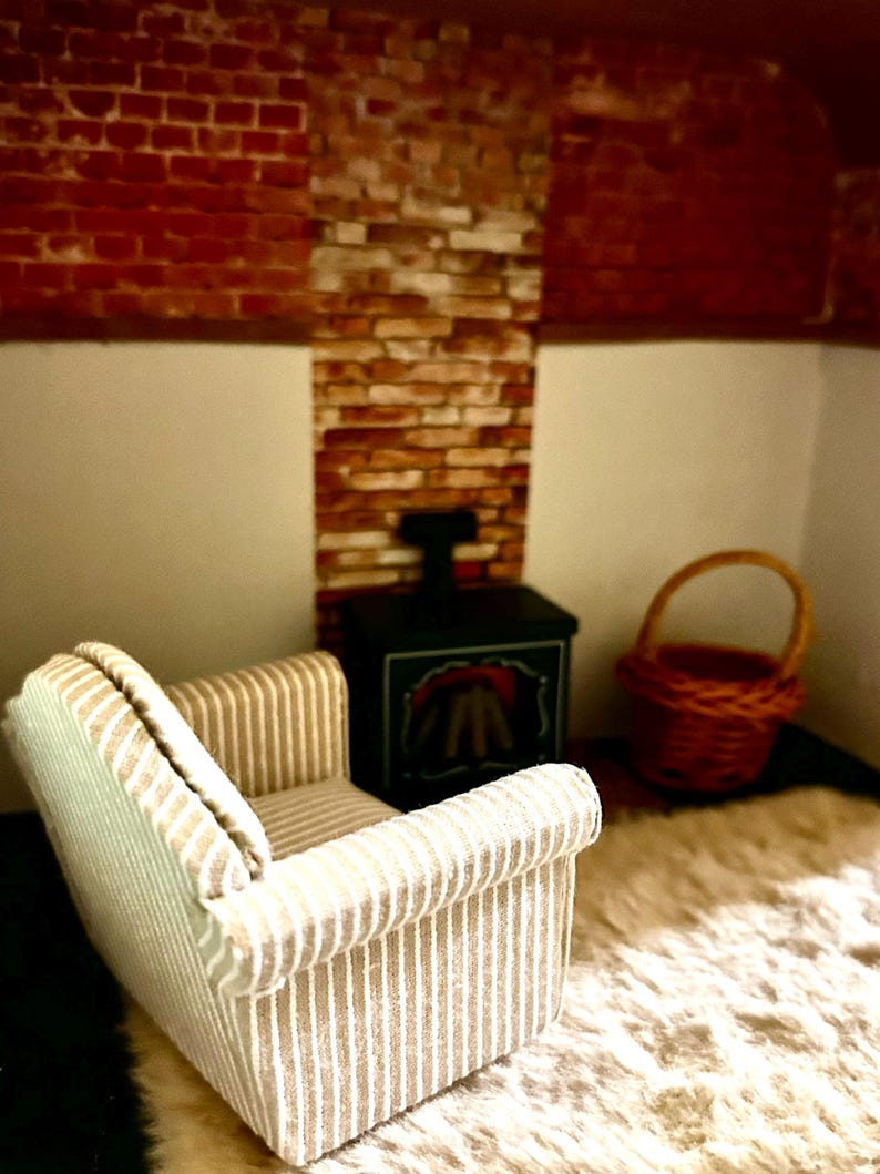 Cosy Lounge Fire with Double Bass Scene in a Suitcase with Maileg Mouse. — photo 5