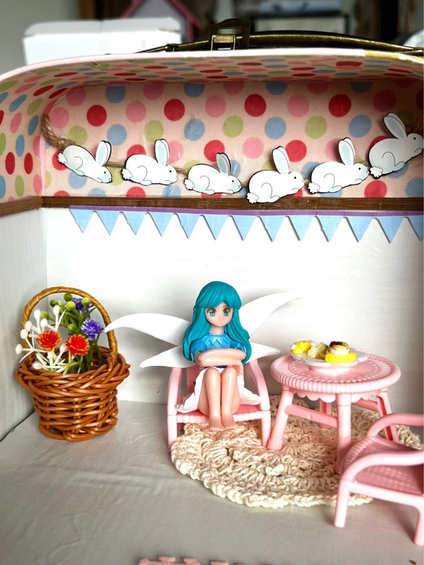 Fairy scene in a suitcase — photo 2